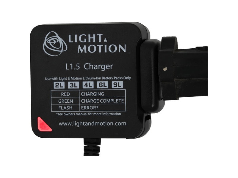 Light and Motion Mini L Smart Charger click to zoom image
