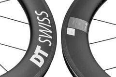 DT Swiss ARC 1400 DICUT wheel, carbon clincher 80 x 17 mm rim, front click to zoom image