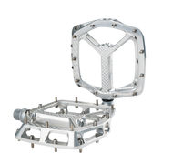 Hope F22 Flat MTB Pedals  Silver  click to zoom image