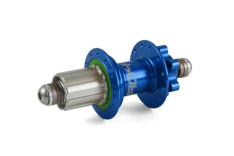 Hope PRO 4 Rear Hub Blue 135 x 10mm bolt-in click to zoom image