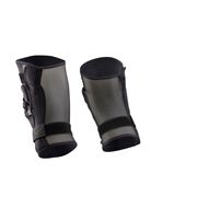 RaceFace Roam Knee Guard Stealth click to zoom image