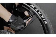 Topeak Tubi Master X 2-IN-1 Kit With CO2 Multi Tool click to zoom image