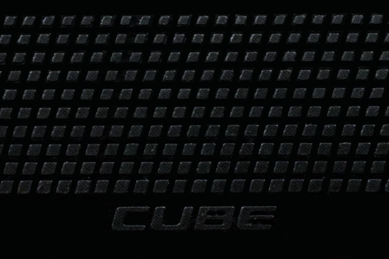 Cube Natural Fit Bar Tape Grip Black click to zoom image