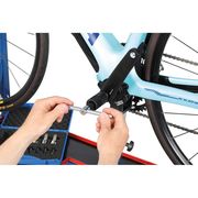 Cyclus Tools Pull & Repair Kit for Int Thread Cranks click to zoom image